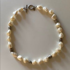 3 For $15🎈Robert Rose Beaded Necklace